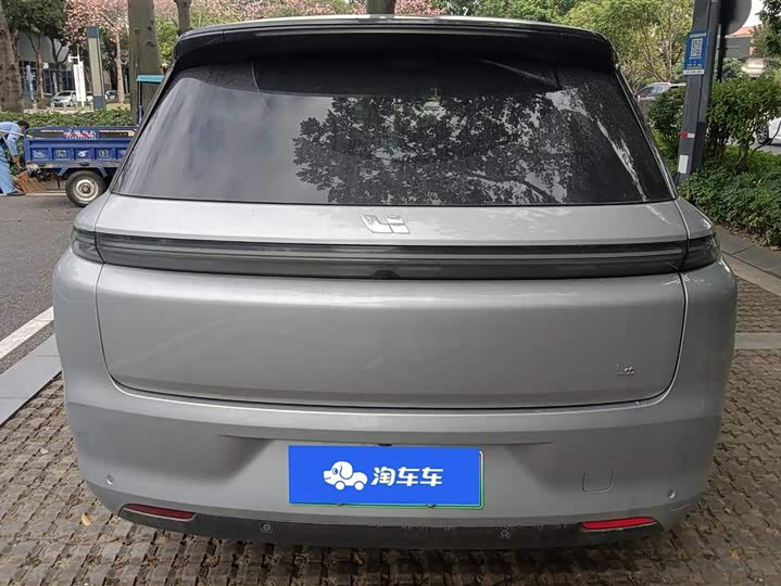 Фото 4 - LiXiang L8