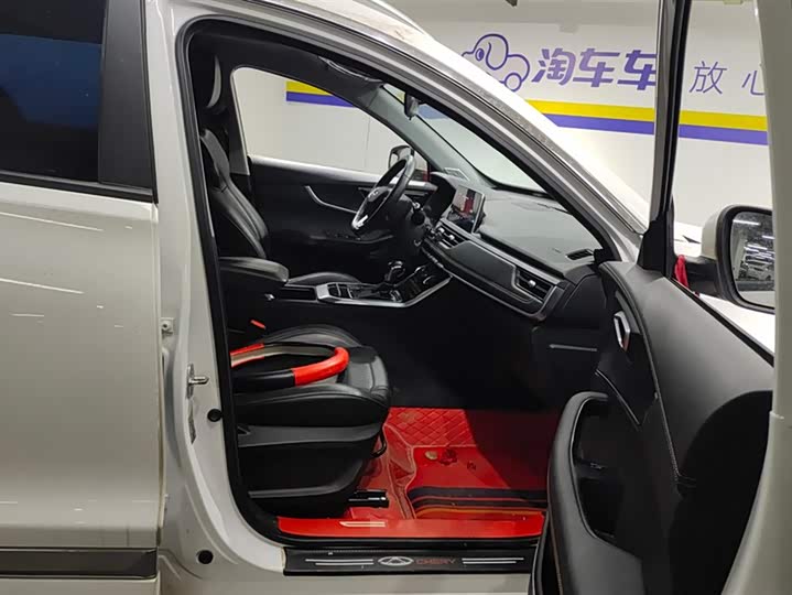 Фото 8 - Chery Tiggo 8