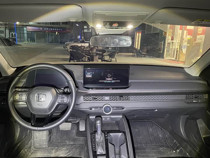 Фото 5 - Honda Accord