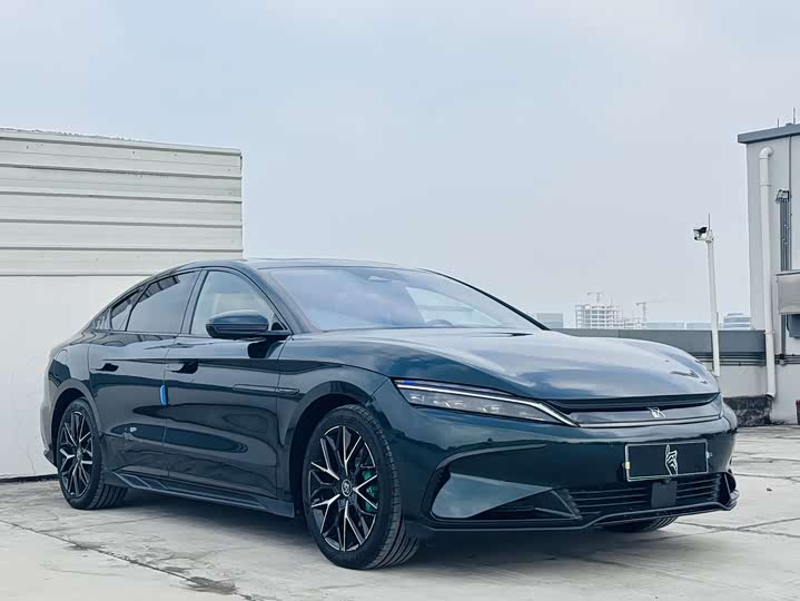 Фото 3 - BYD Han