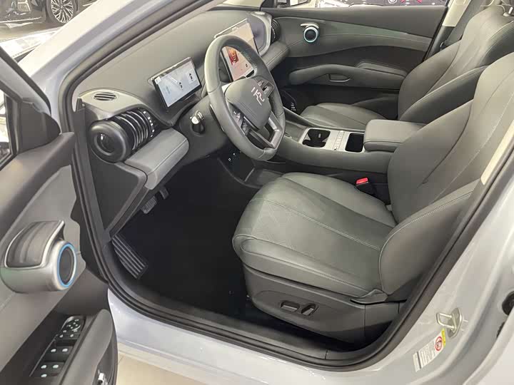 Фото 7 - BYD Yuan Plus