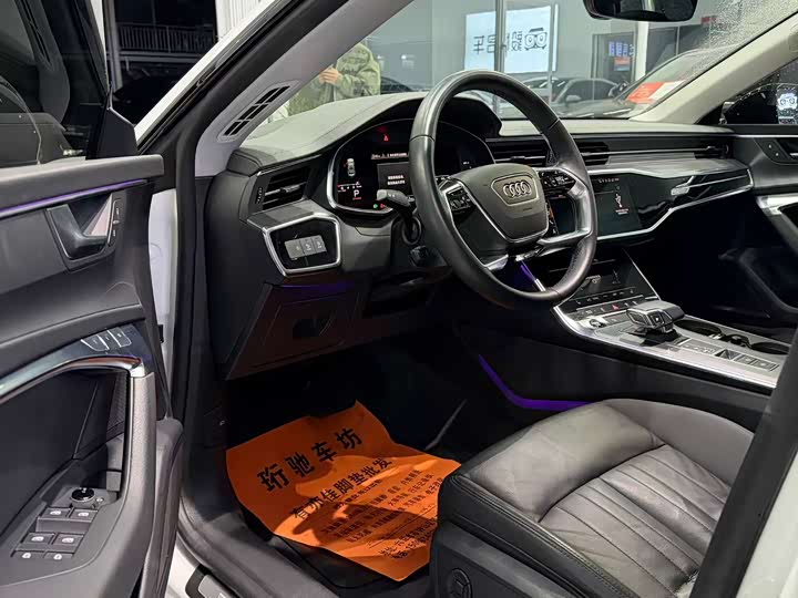 Фото 4 - Audi A7