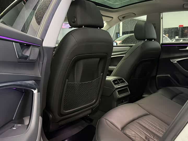 Фото 6 - Audi A7