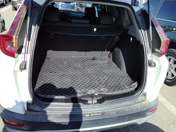 Фото 4 - Honda CR-V