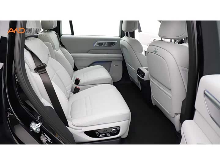 Фото 8 - Changan Deepal S09