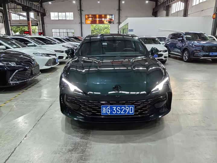 Фото 2 - MG Motor 7