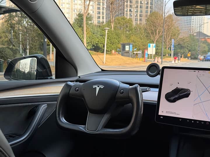 Фото 7 - Tesla Model Y