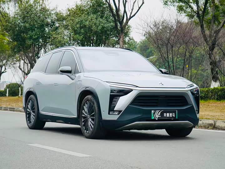 Фото 1 - Nio ES8