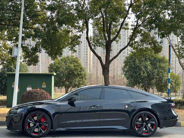 Фото 3 - Audi RS 7