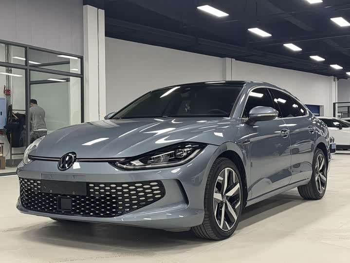 Фото 1 - Volkswagen Lamando L