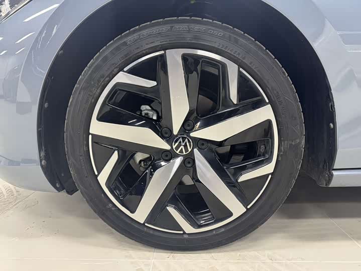 Фото 7 - Volkswagen Lamando L