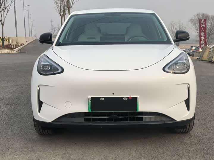 Фото 2 - Geely Galaxy Geome