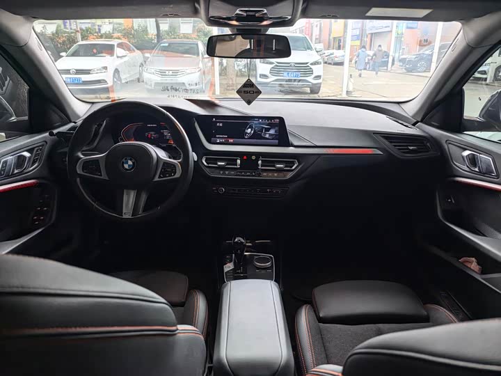 Фото 6 - BMW 2 Series