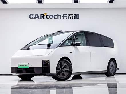 Фото 1 - LiXiang Mega