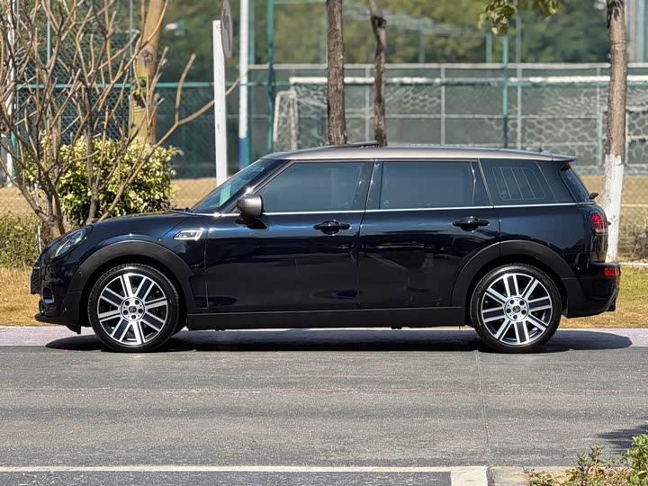 Фото 3 - Mini Clubman