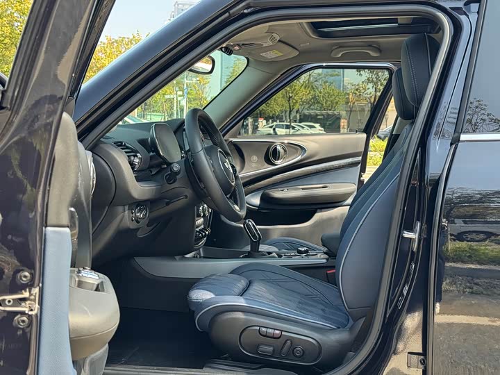 Фото 5 - Mini Clubman