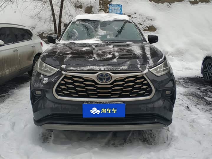 Фото 2 - Toyota Highlander