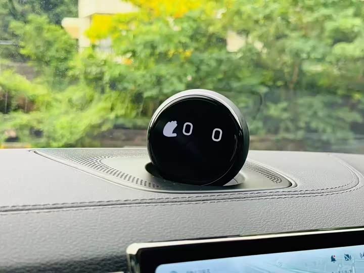 Фото 8 - Nio ES6