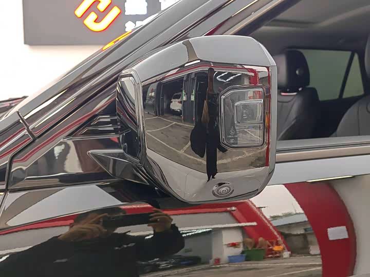 Фото 9 - Tank 400