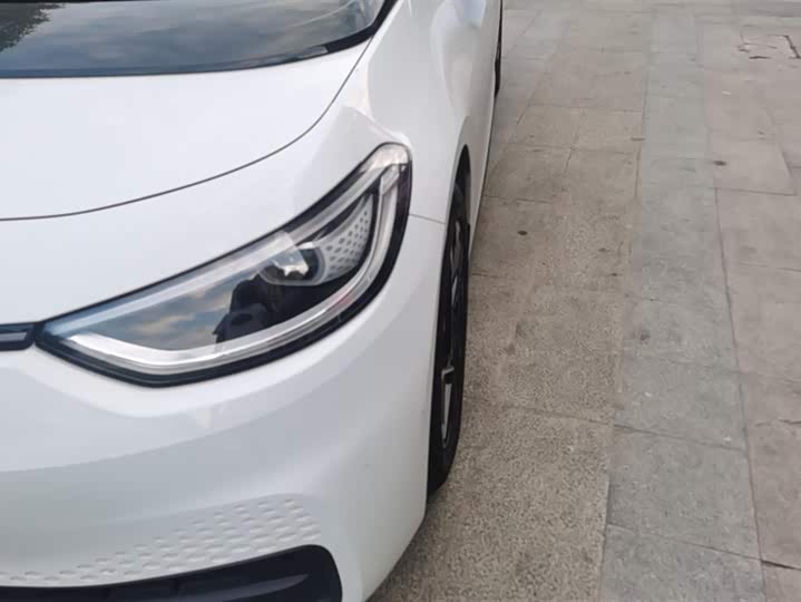 Photo 5 - Volkswagen ID.3