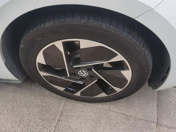 Photo 6 - Volkswagen ID.3