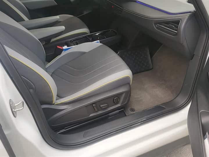 Photo 8 - Volkswagen ID.3