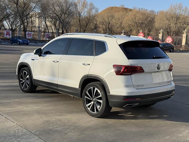 Фото 6 - Volkswagen Tharu