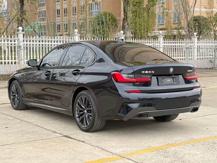 Фото 7 - BMW 3 Series