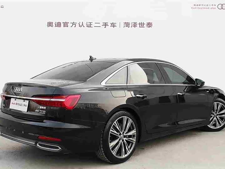 Фото 3 - Audi A6L