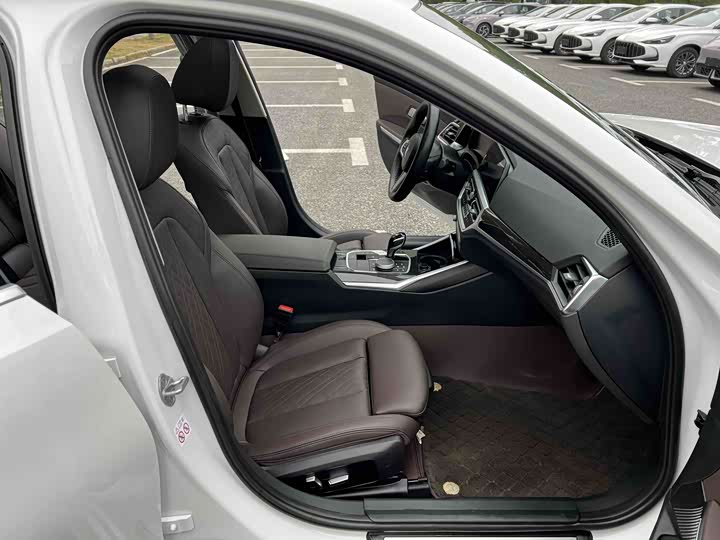 Фото 8 - BMW 3 Series