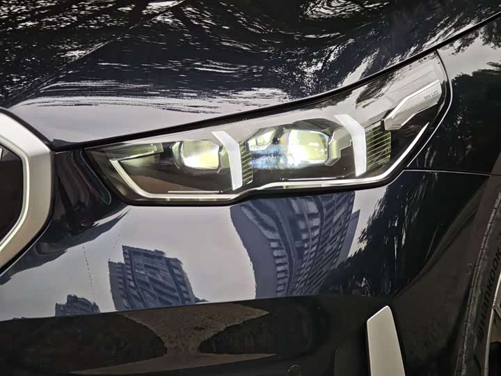 Фото 6 - BMW i5