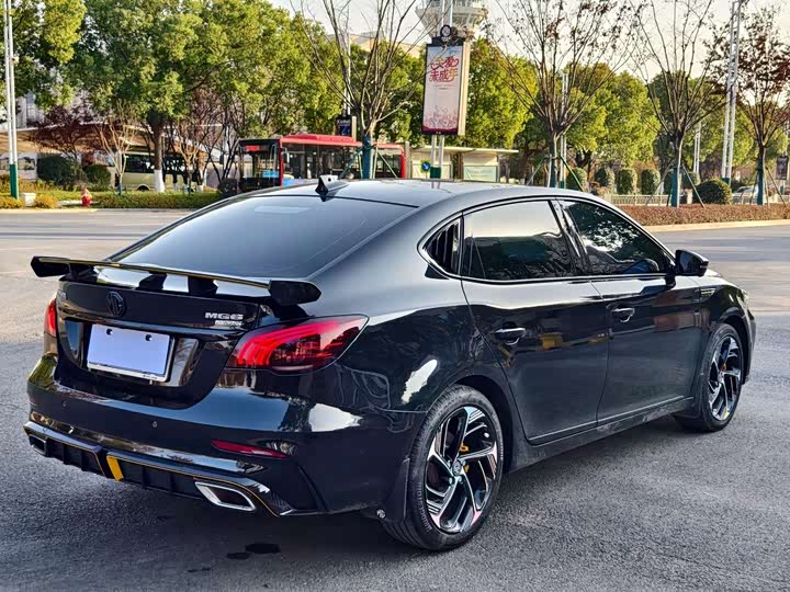 Фото 4 - MG Motor 6