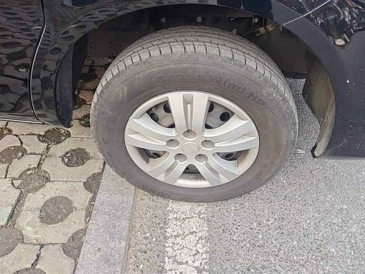 Фото 6 - Dongfeng Forthing Lingzhi M5