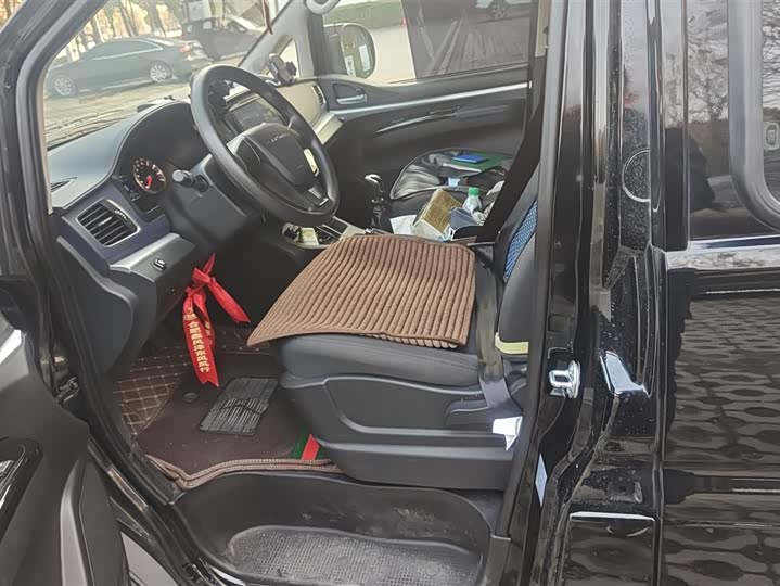 Фото 9 - Dongfeng Forthing Lingzhi M5