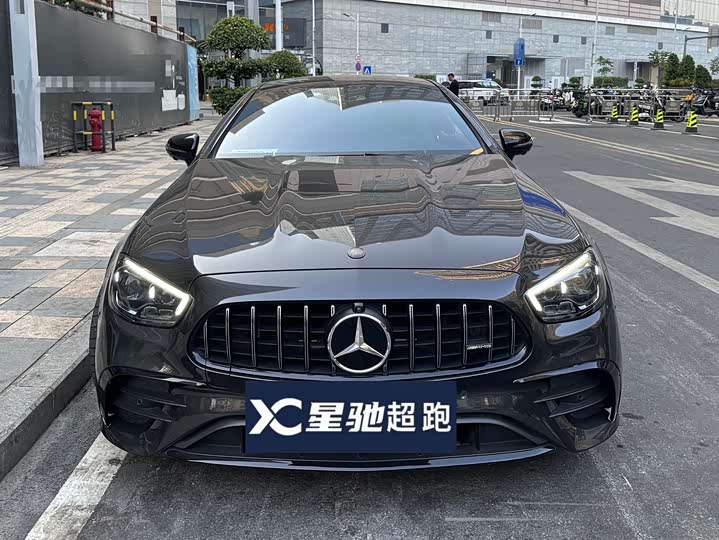 Фото 2 - Mercedes-Benz E-Class AMG