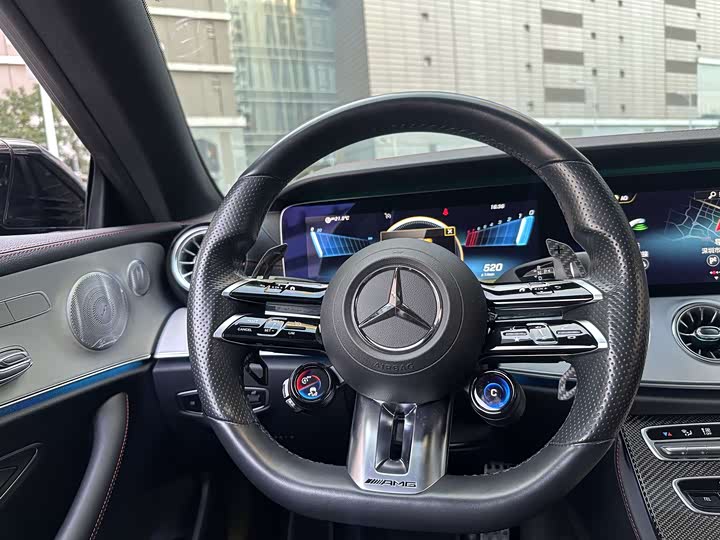 Фото 5 - Mercedes-Benz E-Class AMG