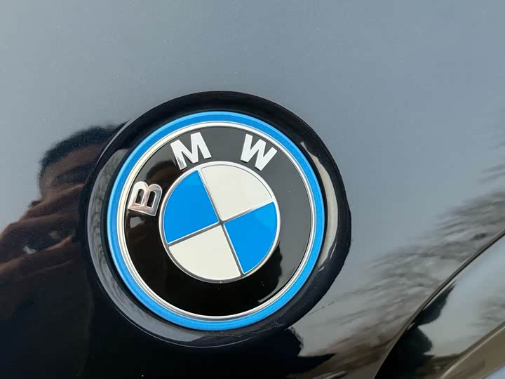 Фото 6 - BMW iX3