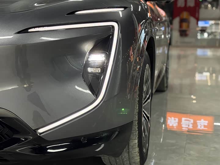 Фото 4 - Avatr 07