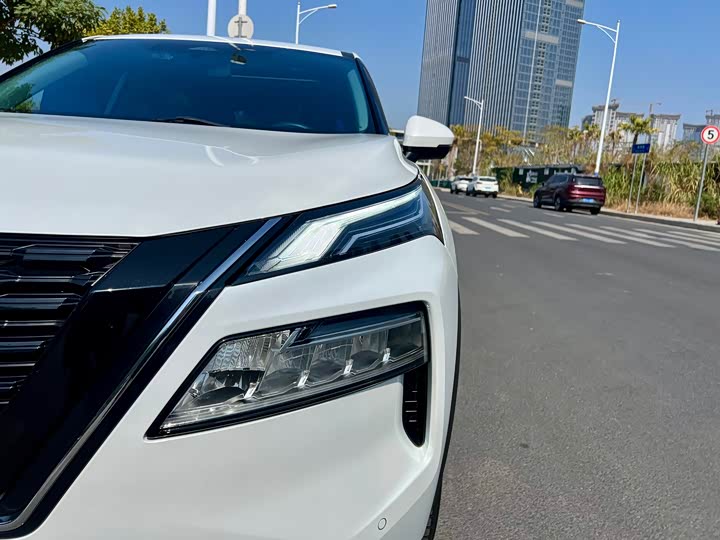 Фото 4 - Nissan X-Trail