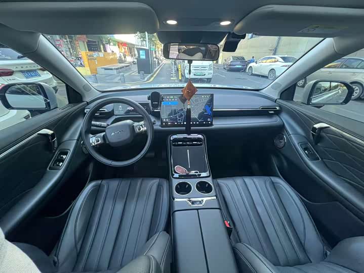 Фото 8 - GAC Aion V