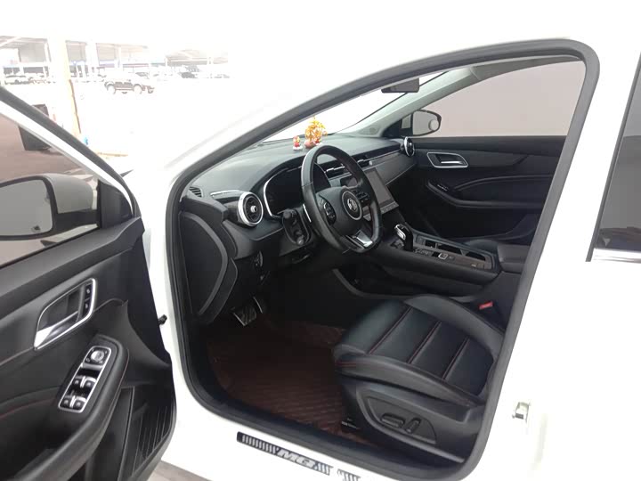 Фото 7 - MG Motor 6