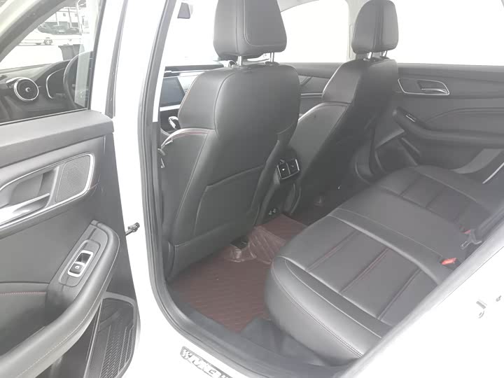 Фото 9 - MG Motor 6