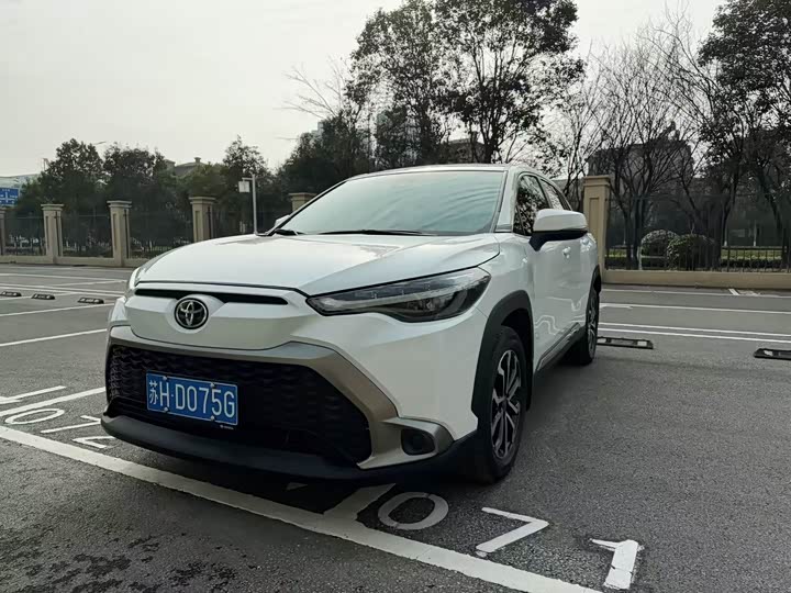 Фото 1 - Toyota Frontlander