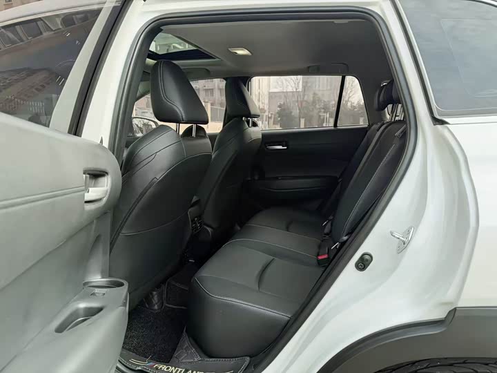 Фото 6 - Toyota Frontlander