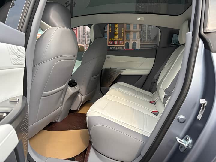 Фото 8 - Dongfeng Yipai eπ 007