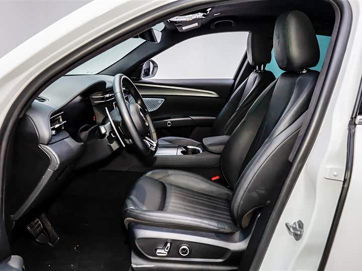 Фото 7 - Maserati Grecale