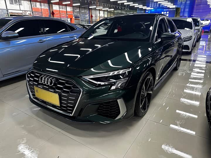 Фото 1 - Audi A3