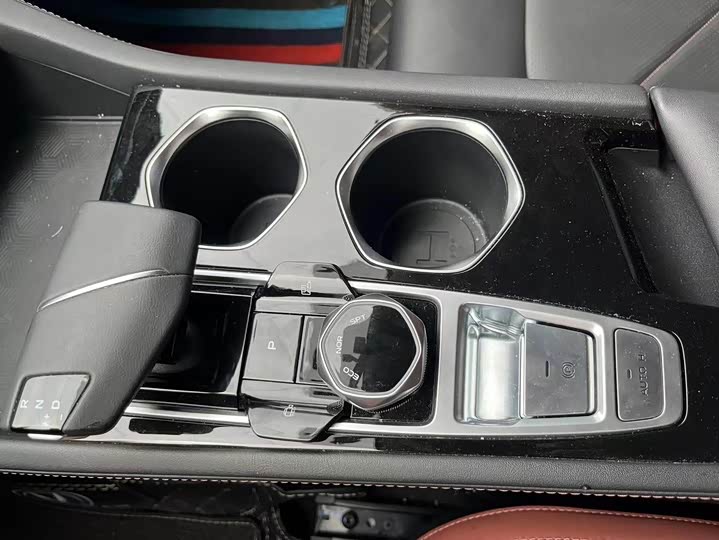 Фото 9 - Changan Eado Plus