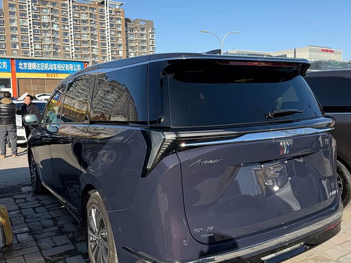 Фото 6 - Buick GL8 Hybrid