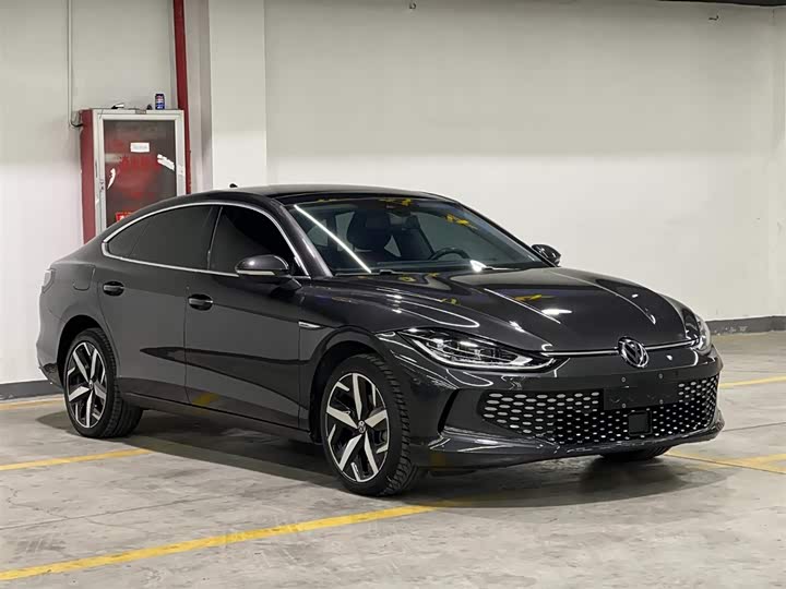 Фото 3 - Volkswagen Lamando L